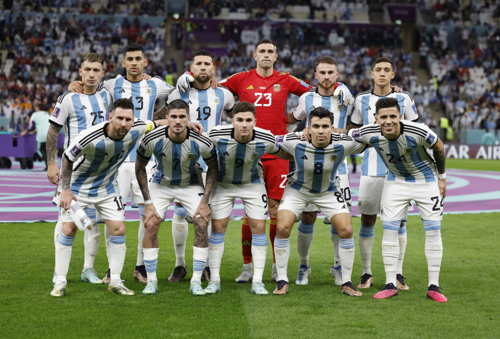 3-2伯恩茅斯，桑德兰队史首次英超联赛两球落后逆转取胜（桑德兰英超史首次两球落后逆转，3-2击败伯恩茅斯）