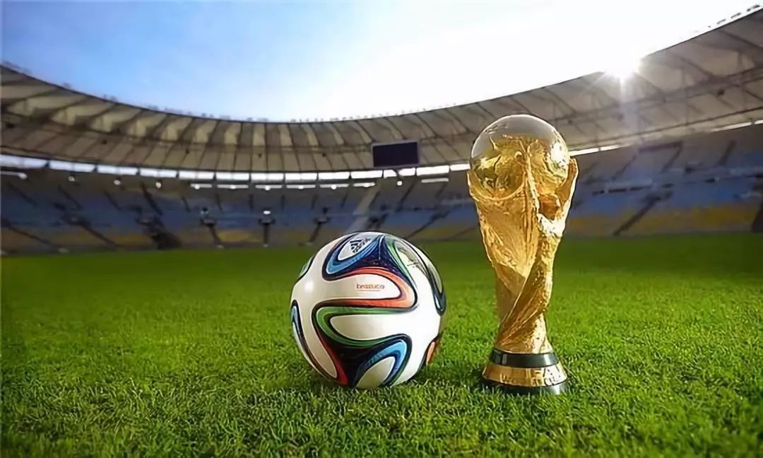 FC26欧冠黄金时刻卡：哈兰德、亚马尔、米利唐、埃斯特旺在列（FC26欧冠黄金时刻卡公布：哈兰德、亚马尔、米利唐、埃斯特旺入选）