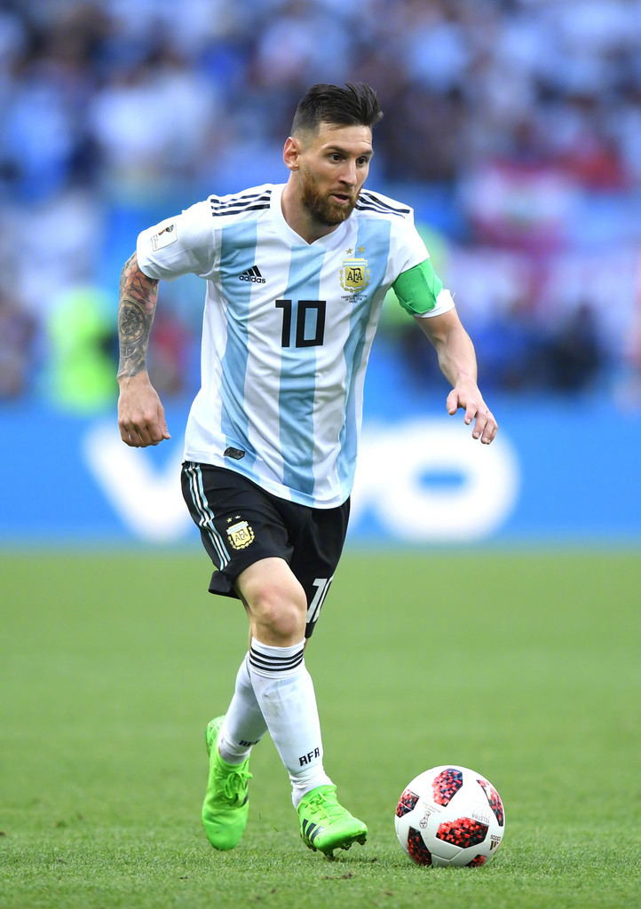 英超战报：利物浦2-1战胜曼联,