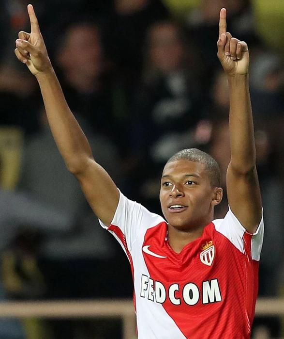 布伦森15分＆哈特13分，尼克斯半场22次罚球，雄鹿6次