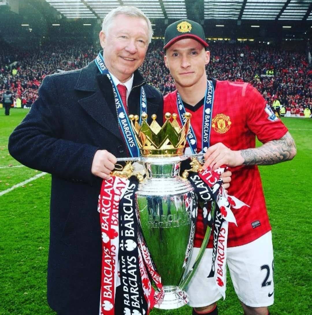 国足进攻体系如何改进？（国足如何打造更高效的进攻体系？）