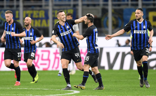 比朔夫：祝贺卡尔完成德青队首秀，他每次拿球观众都惊叹不已